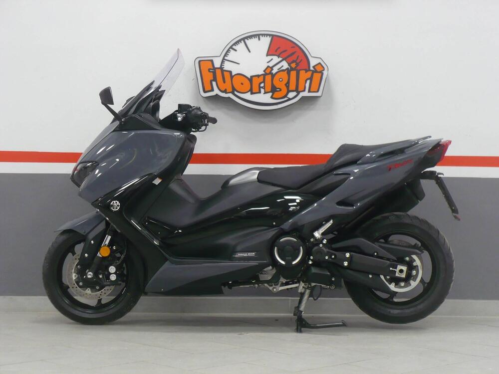 Yamaha T-Max 560