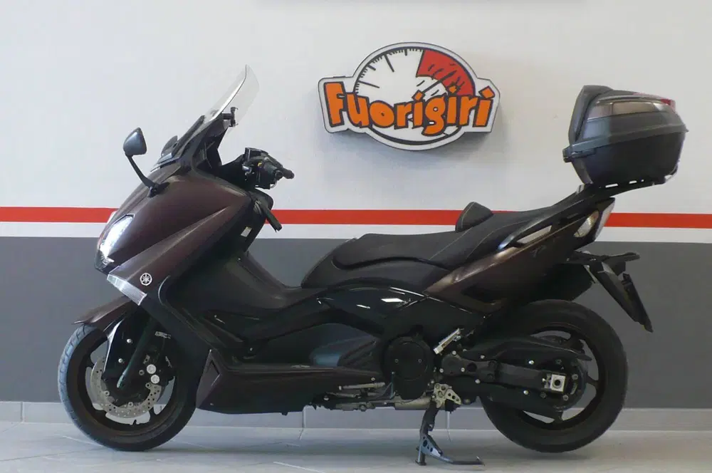 Yamaha T-Max 530