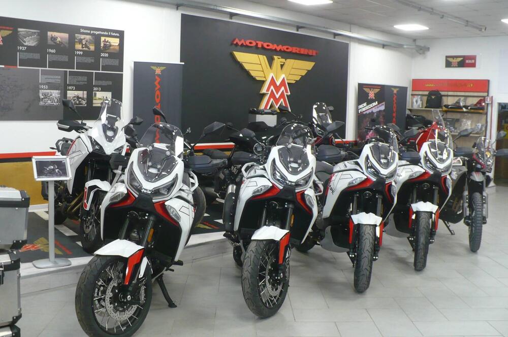 Foto Moto Morini X-Cape 1200