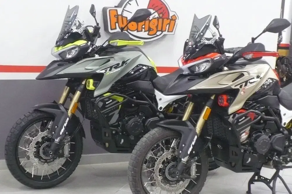 Benelli TRK 902