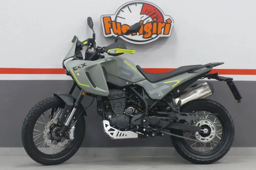Benelli BKX 300