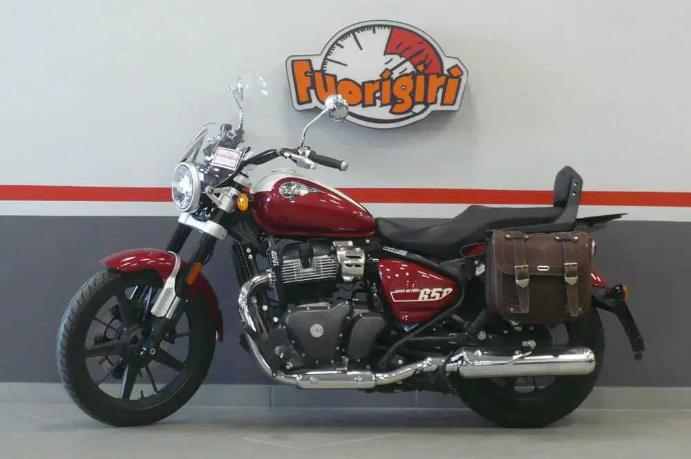 Foto Royal Enfield Super Meteor 650