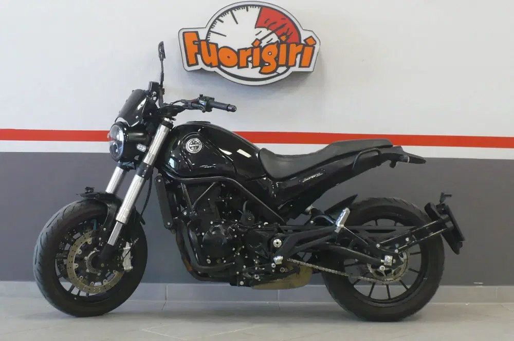 Benelli Leoncino 500