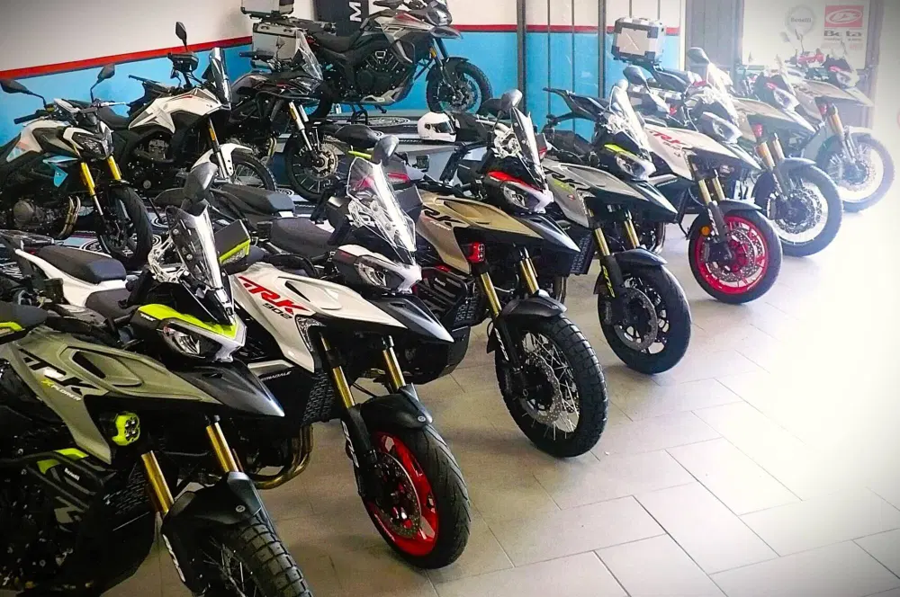 Foto Benelli TRK 902